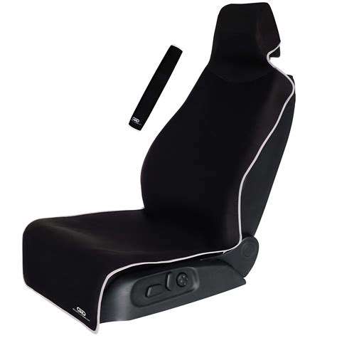 ComparingWaterproofvs.StainResistantMaterialsforCarSeatCovers